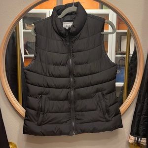 Gap zip up puffer vest